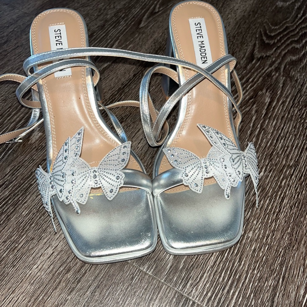 Steve Madden Monarch Sandals Silver with Butterfly Detail